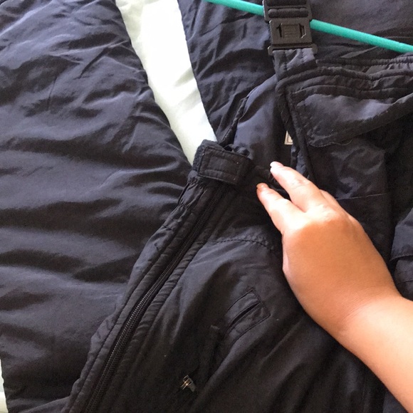 Girls ski overalls/ jumper - Picture 6 of 8